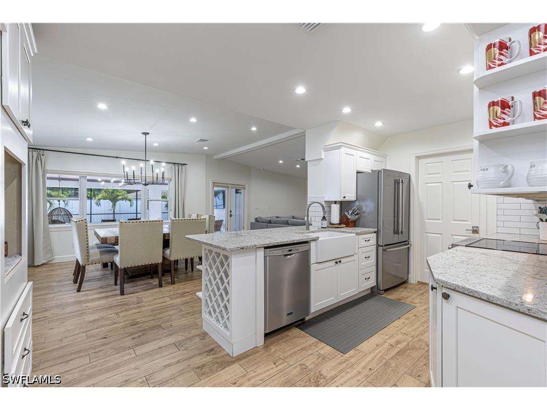 1300 Hilltop Drive Naples FL 34103 226024560 image9