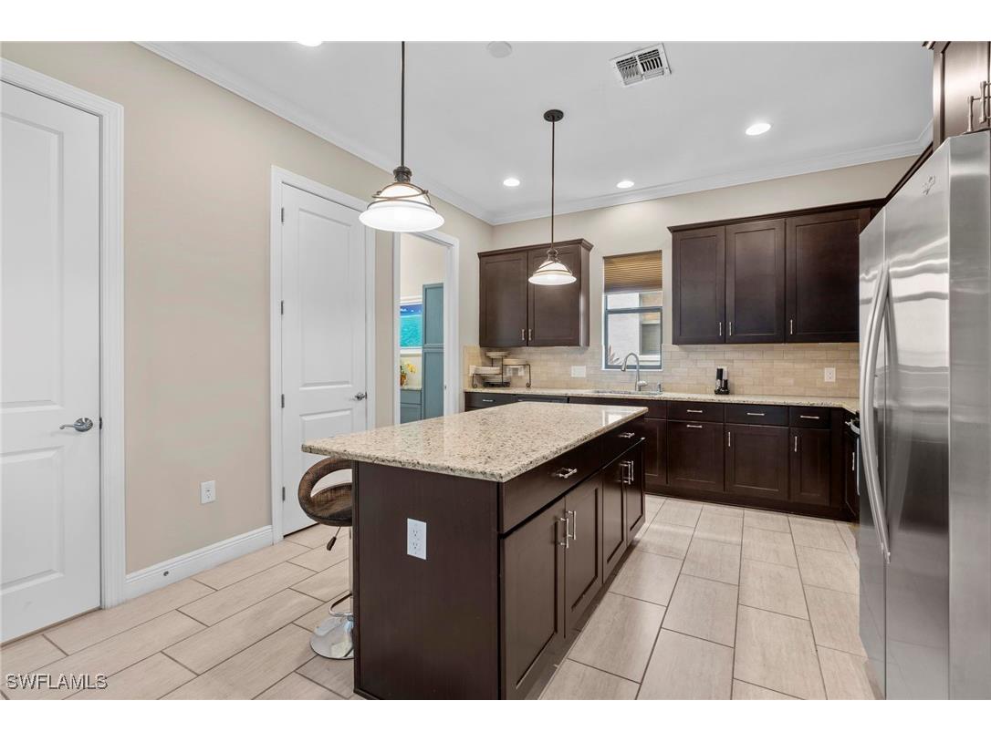 1300 Kendari Terrace Naples FL 34113 225074795 image12