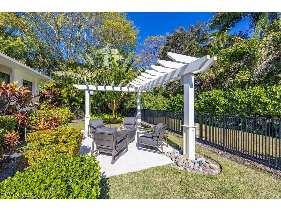 1300 Nautilus Road Naples FL 34102 226007234 image38