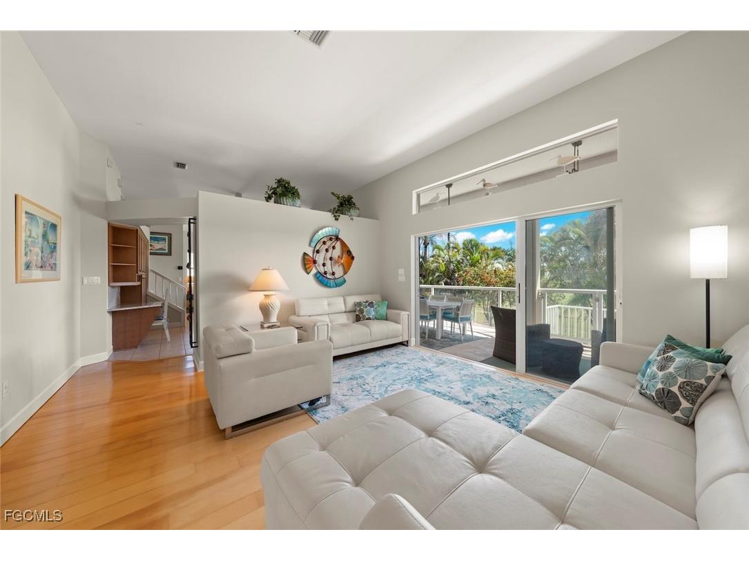 1300 Par View Drive Sanibel FL 33957 2025016441 image15