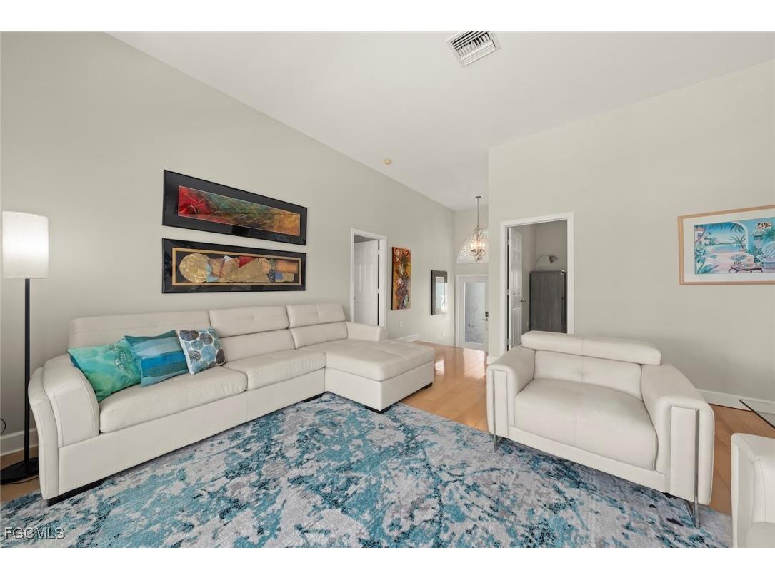 1300 Par View Drive Sanibel FL 33957 2025016441 image17