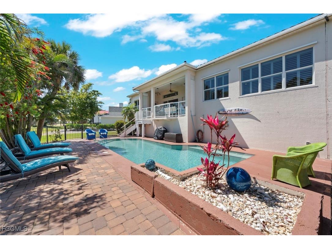 1300 Par View Drive Sanibel FL 33957 2025016441 image42