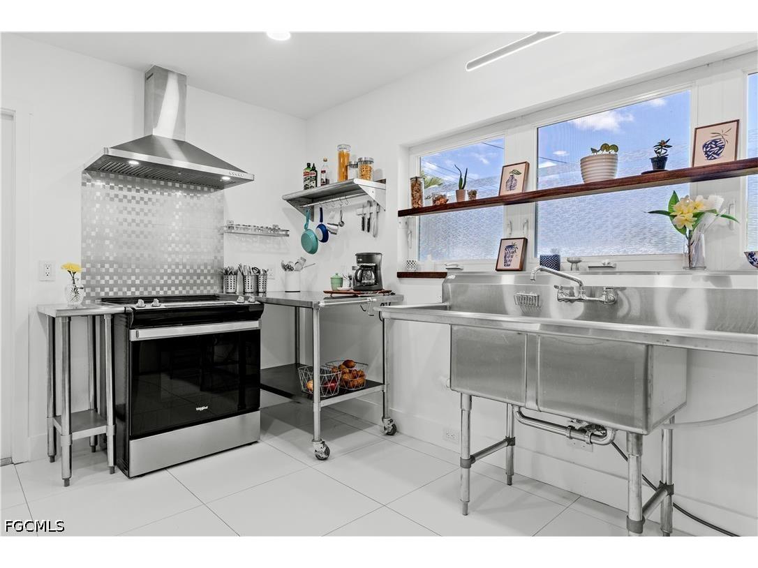 1300 Thompson Street North Fort Myers FL 33903 2026025216 image15