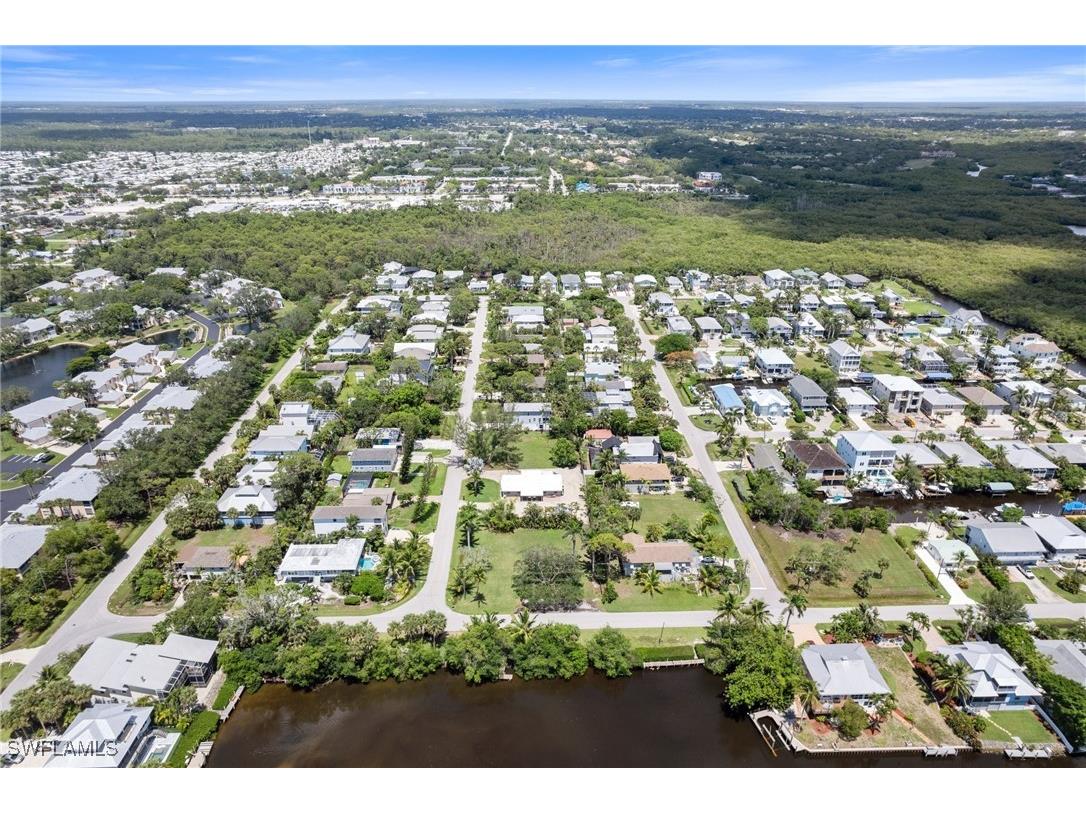 1300 Venetian Way Naples FL 34110 225071444 image34