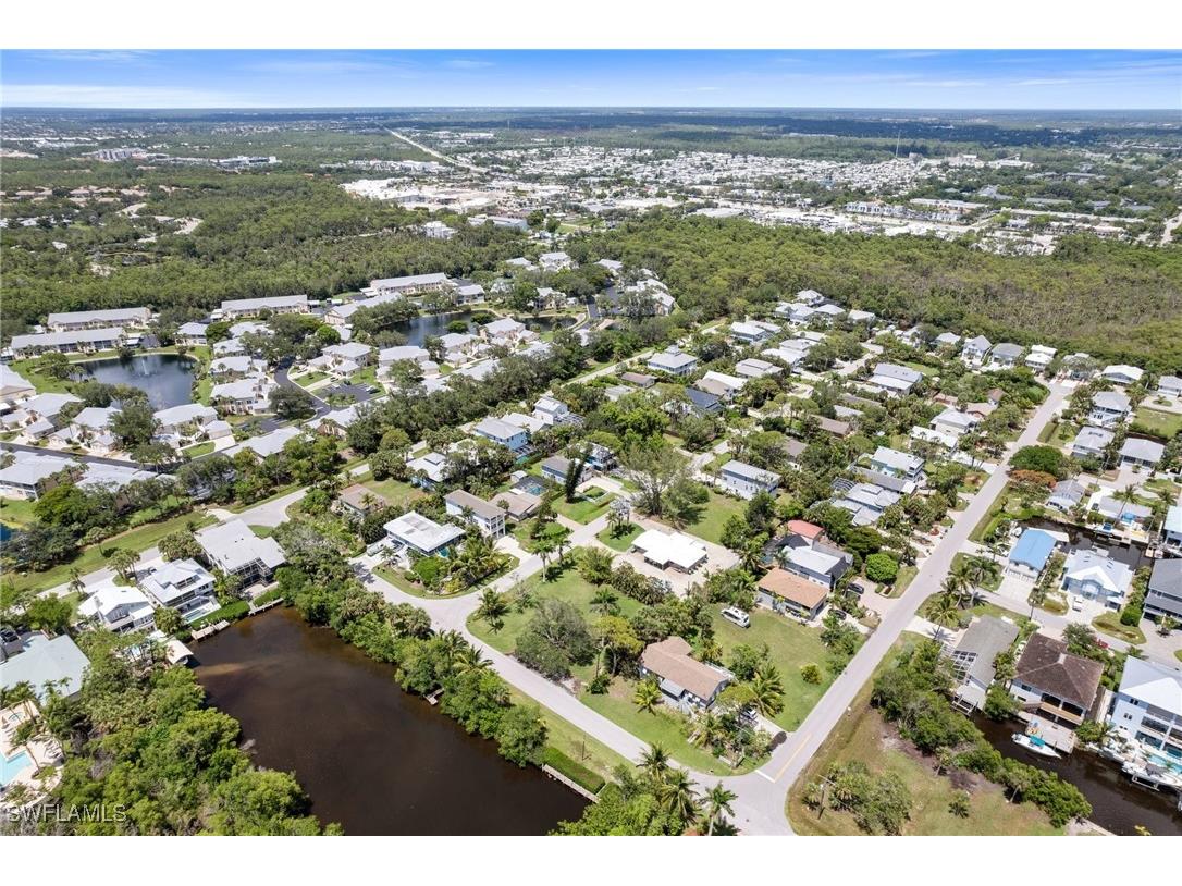 1300 Venetian Way Naples FL 34110 225071444 image37