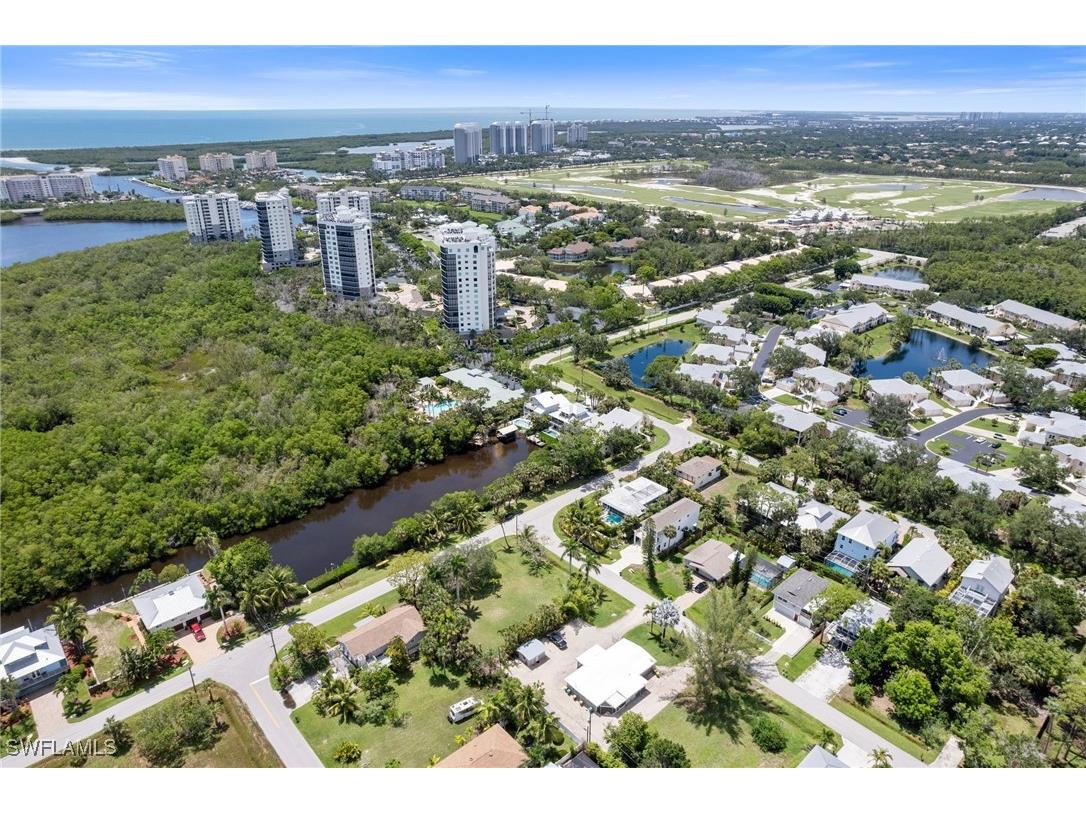 1300 Venetian Way Naples FL 34110 225071444 image38