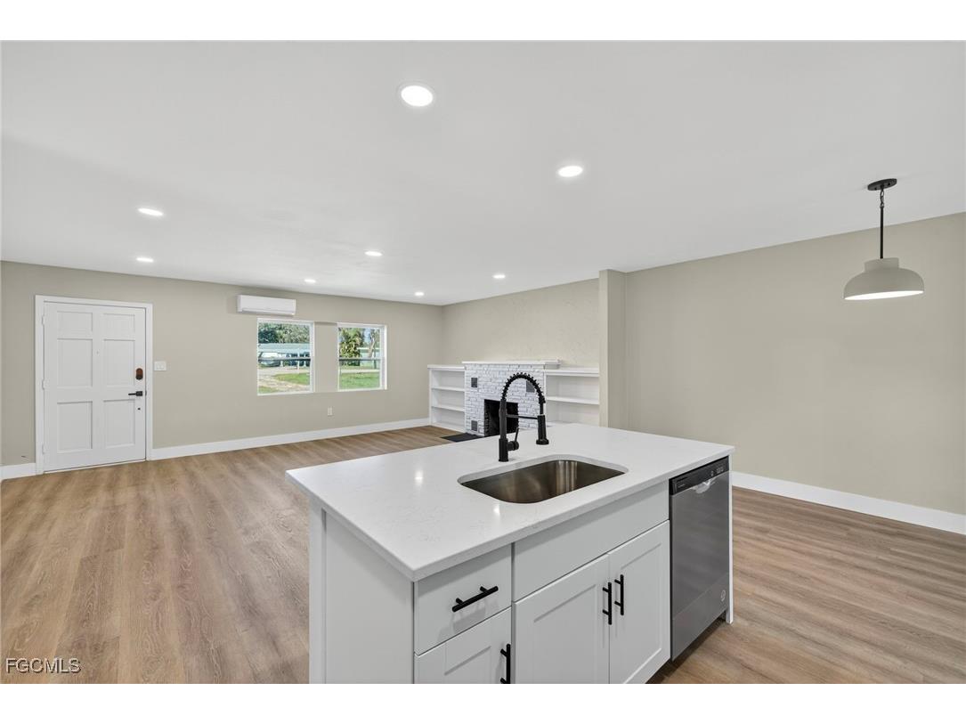 1300 Waite Drive North Fort Myers FL 33903 2025007608 image28