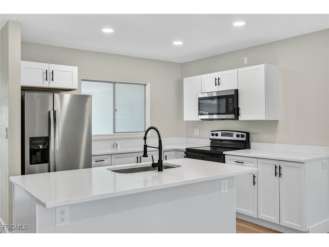 1300 Waite Drive North Fort Myers FL 33903 2025007608 image29