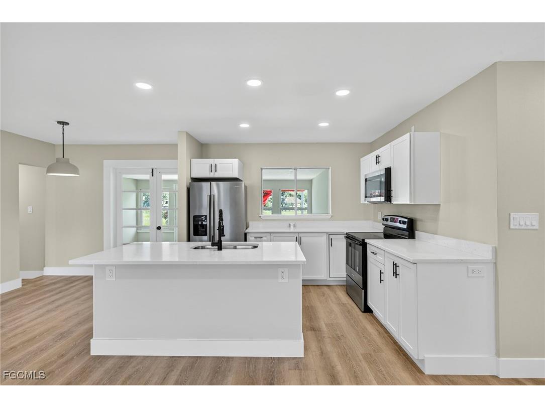1300 Waite Drive North Fort Myers FL 33903 2025007608 image32
