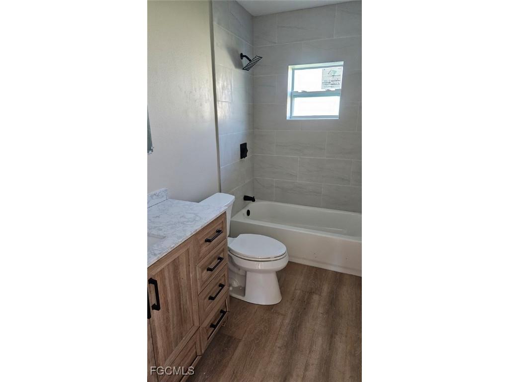 1300 Waite Drive North Fort Myers FL 33903 2025007608 image9