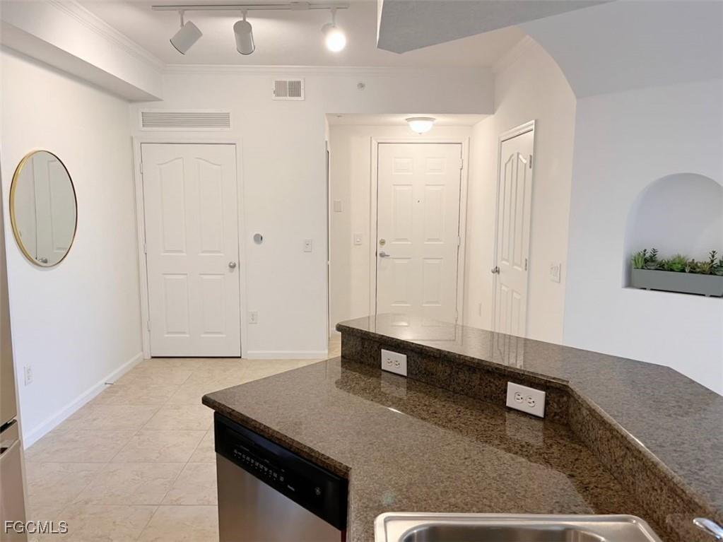 13000 Positano Circle #305 Naples FL 34105 2025011512 image8