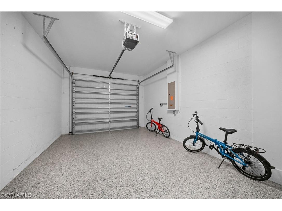 13005 Pembroke Drive Naples FL 34105 226010246 image38