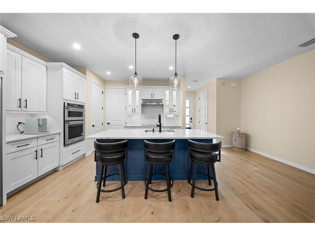 13005 Pembroke Drive Naples FL 34105 226010246 image6