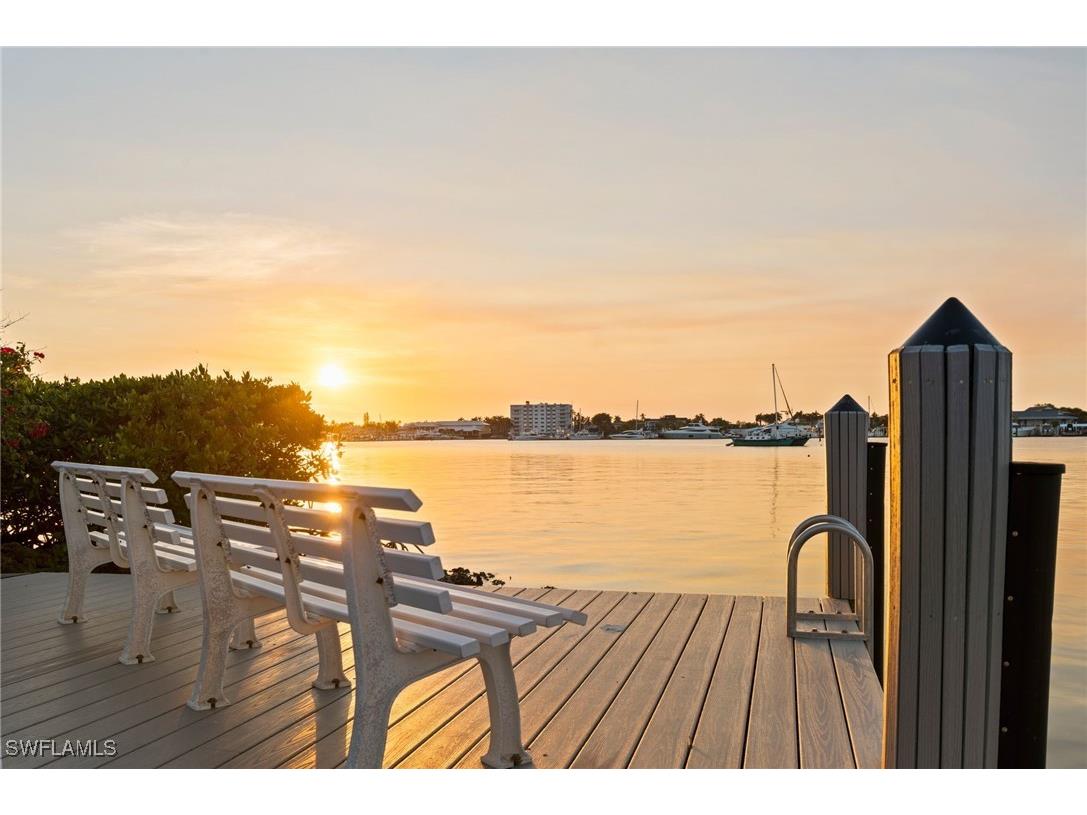 1301 Chesapeake Avenue #1B Naples FL 34102 225078086 image33