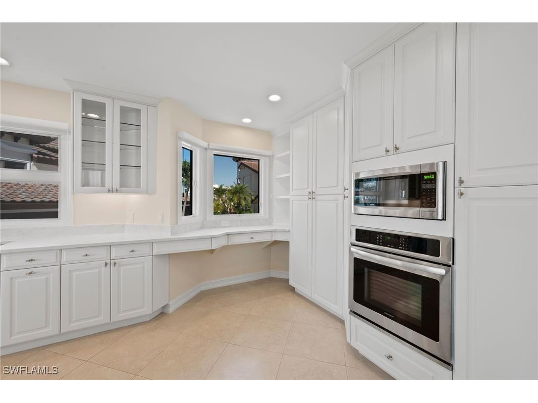 1301 Chesapeake Avenue #1B Naples FL 34102 225078086 image9