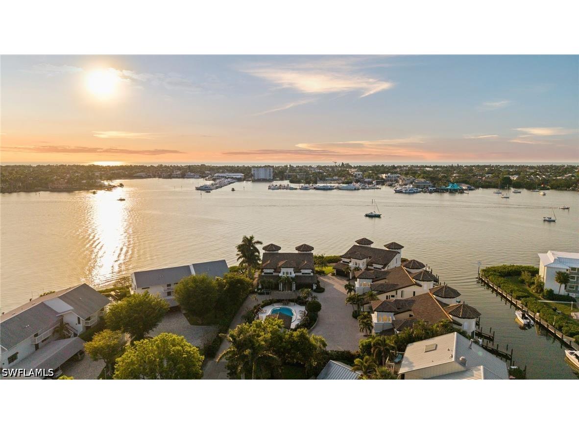 1301 Chesapeake Avenue #1B Naples FL 34102 226018219 image1