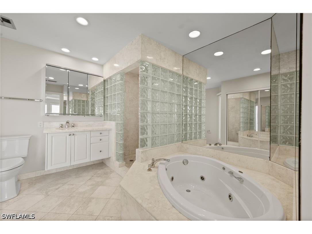 1301 Chesapeake Avenue #1B Naples FL 34102 226018219 image15