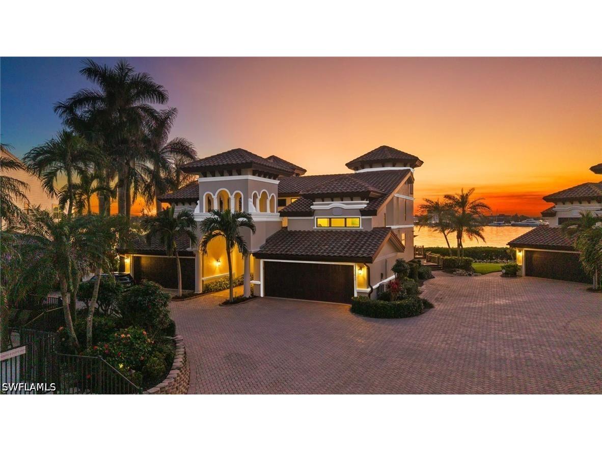 1301 Chesapeake Avenue #1B Naples FL 34102 226018219 image2