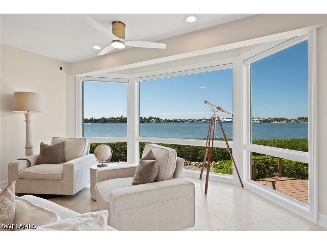 1301 Chesapeake Avenue #1B Naples FL 34102 226018219 image4