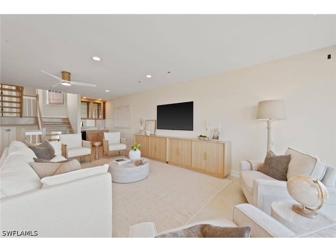 1301 Chesapeake Avenue #1B Naples FL 34102 226018219 image6