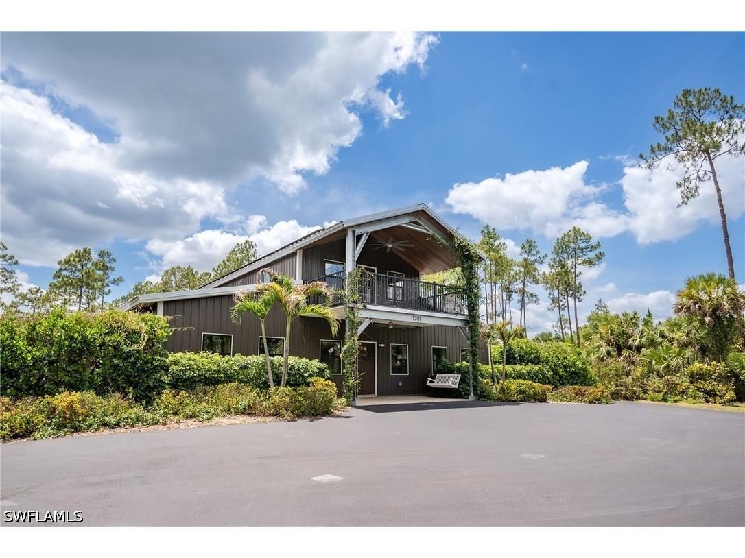1301 Ivy Way Naples FL 34117 226022523 image3