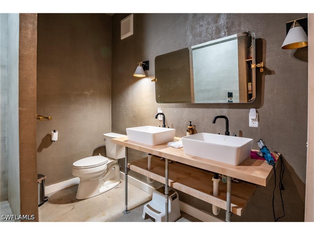 1301 Ivy Way Naples FL 34117 226022523 image32