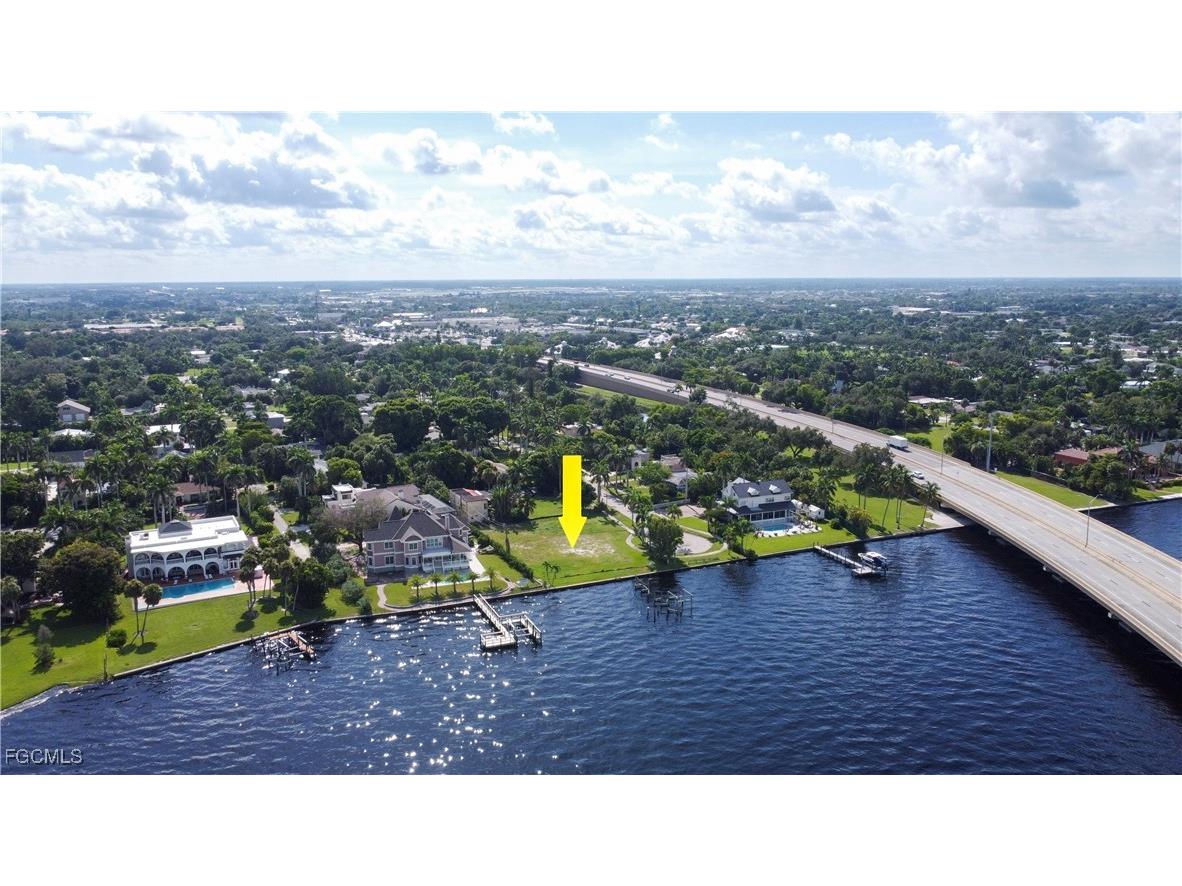 1301 Rio Vista Avenue Fort Myers FL 33901 2025008462 image11