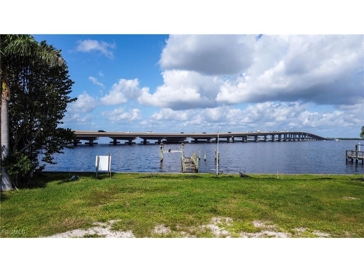 1301 Rio Vista Avenue Fort Myers FL 33901 2025008462 image21