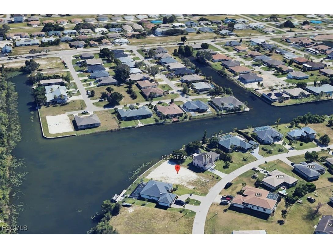 1301 SE 5th Court Cape Coral FL 33990 2025024422 image4