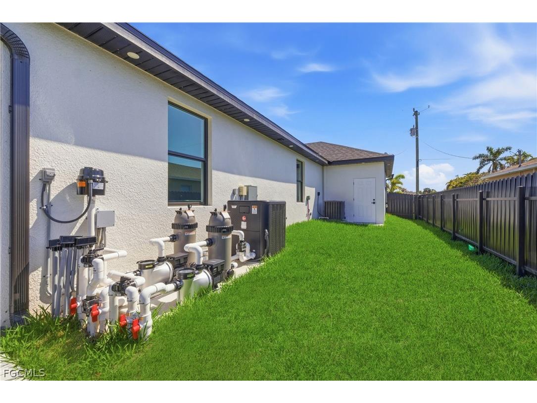 1301 SW 13th Street Cape Coral FL 33991 2026012564 image45