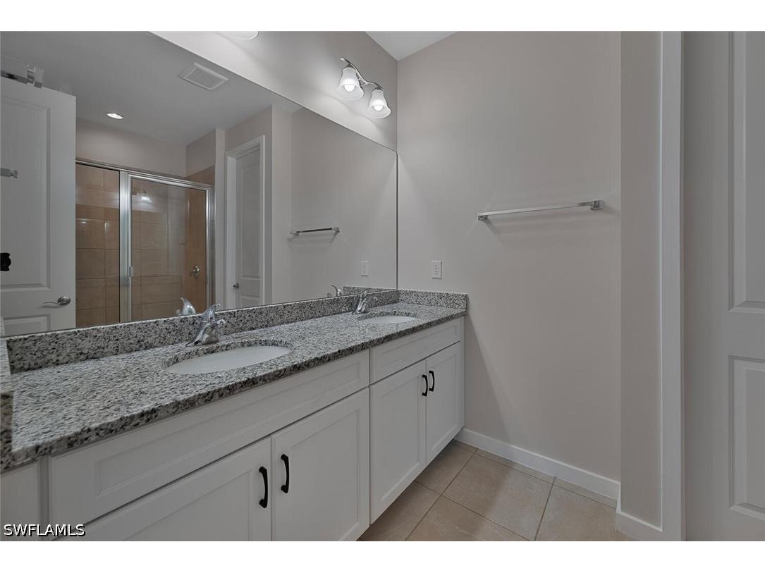 13010 Pembroke Drive Naples FL 34105 226014156 image12