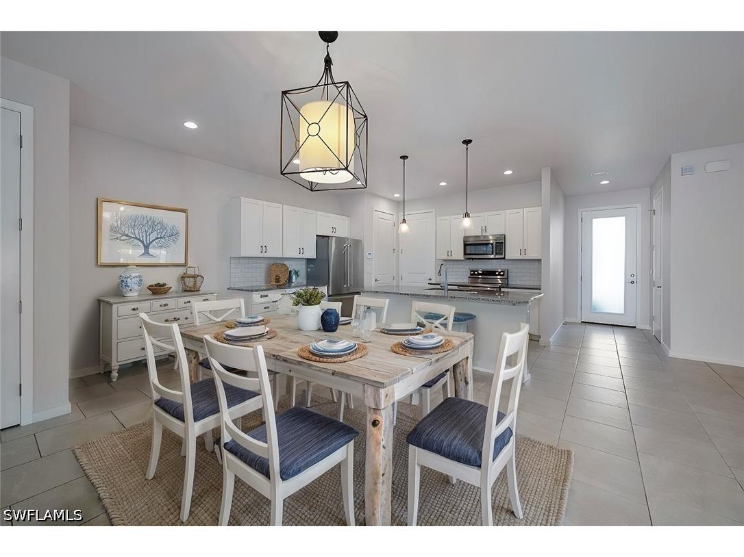 13010 Pembroke Drive Naples FL 34105 226014156 image5