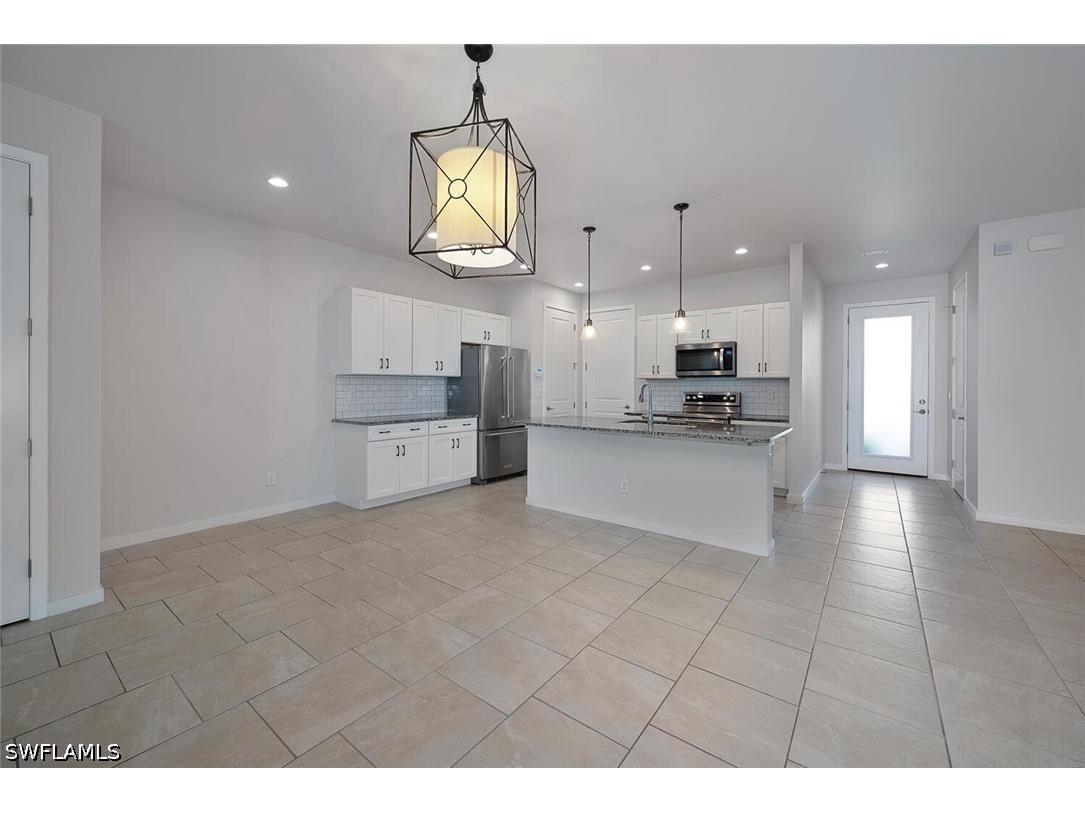 13010 Pembroke Drive Naples FL 34105 226014156 image6