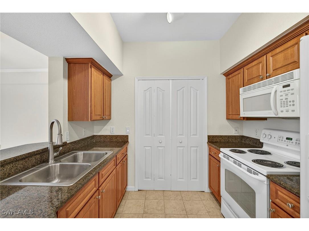 13010 Positano Circle #108 Naples FL 34105 225073218 image11