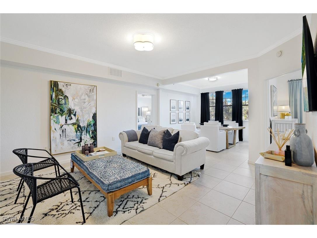 13010 Positano Circle #203 Naples FL 34105 226003934 image1
