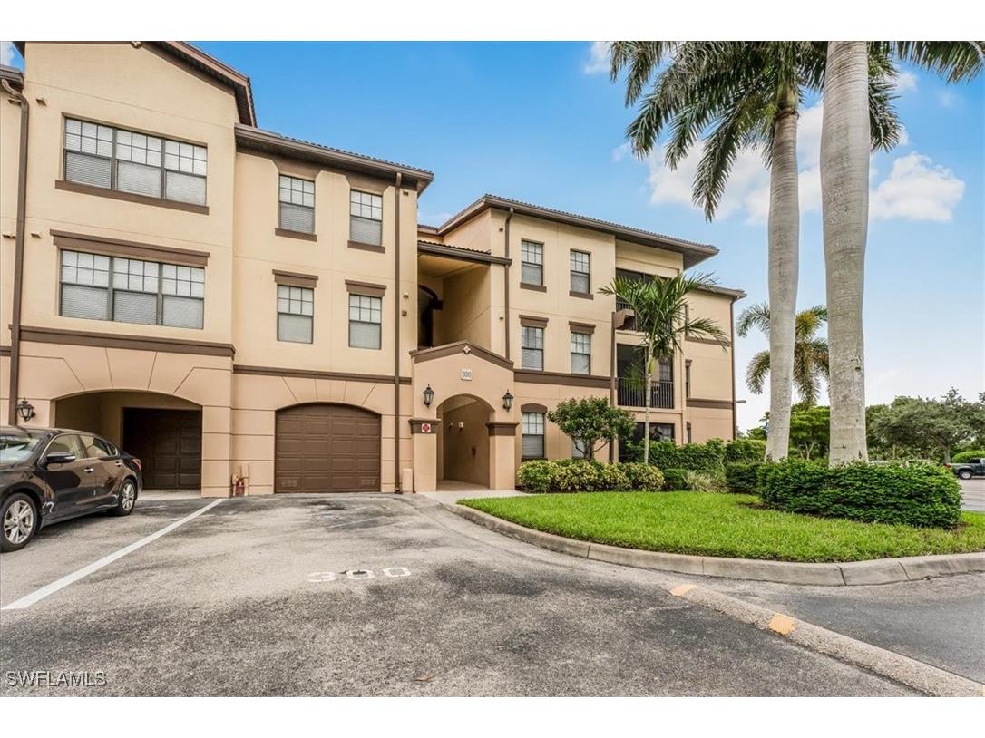 13010 Positano Circle #206 Naples FL 34105 225060558 image1