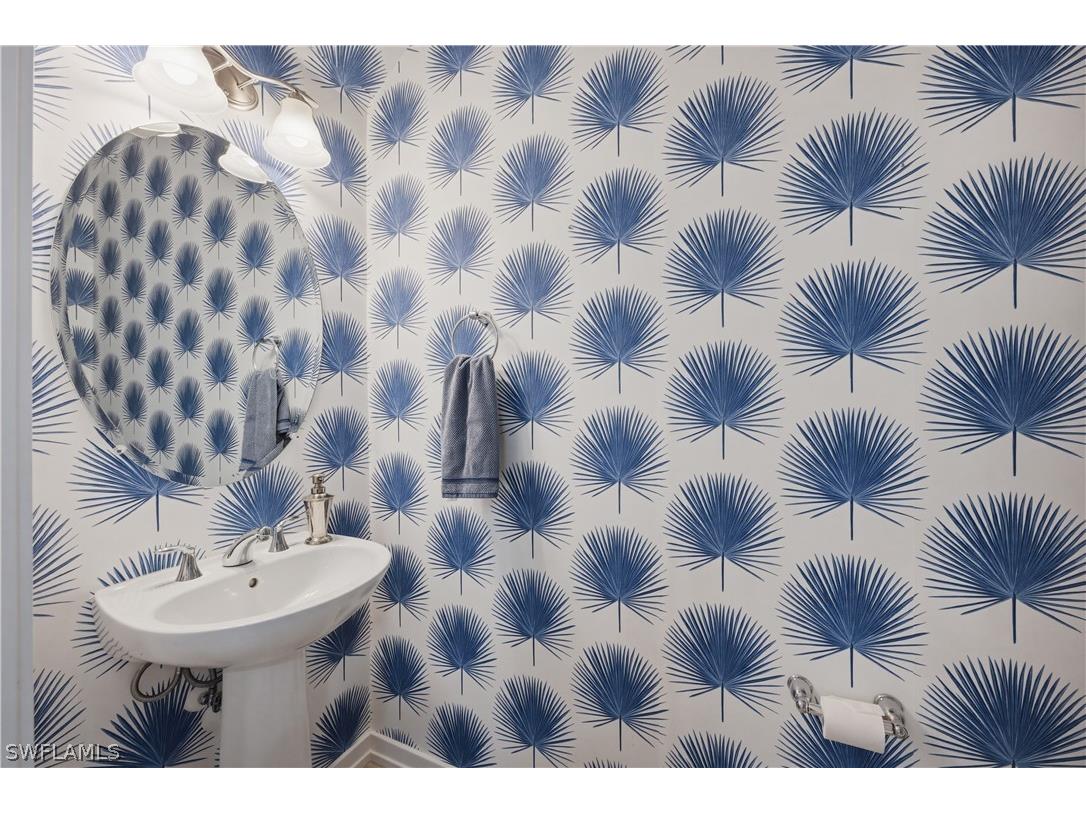 13017 Pembroke Drive Naples FL 34105 226012051 image13