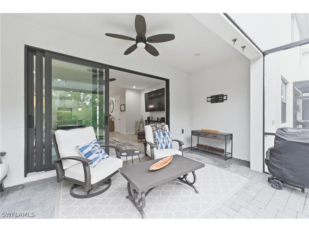 13017 Pembroke Drive Naples FL 34105 226012051 image29