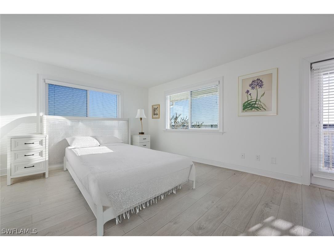 1302 Chesapeake Avenue #A3 Naples FL 34102 226008397 image24