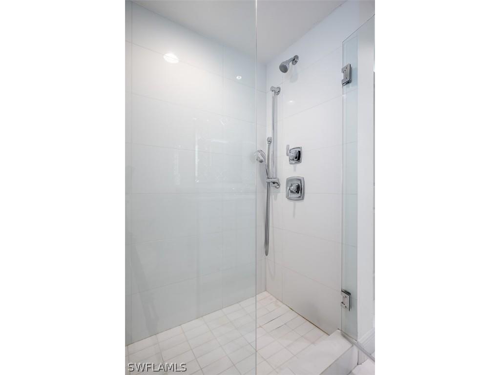 1302 Chesapeake Avenue #A3 Naples FL 34102 226008397 image26