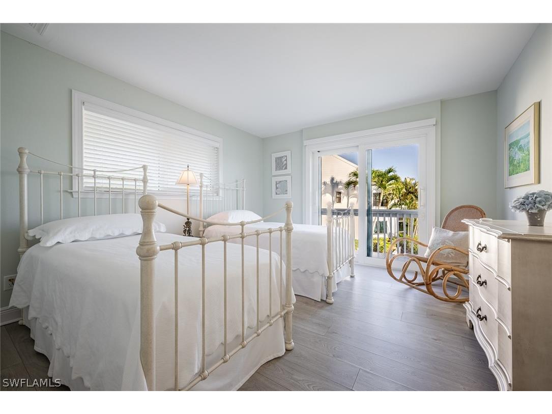 1302 Chesapeake Avenue #A3 Naples FL 34102 226008397 image27