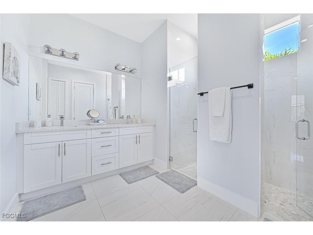 1302 Embers Parkway W Cape Coral FL 33993 2025021768 image13