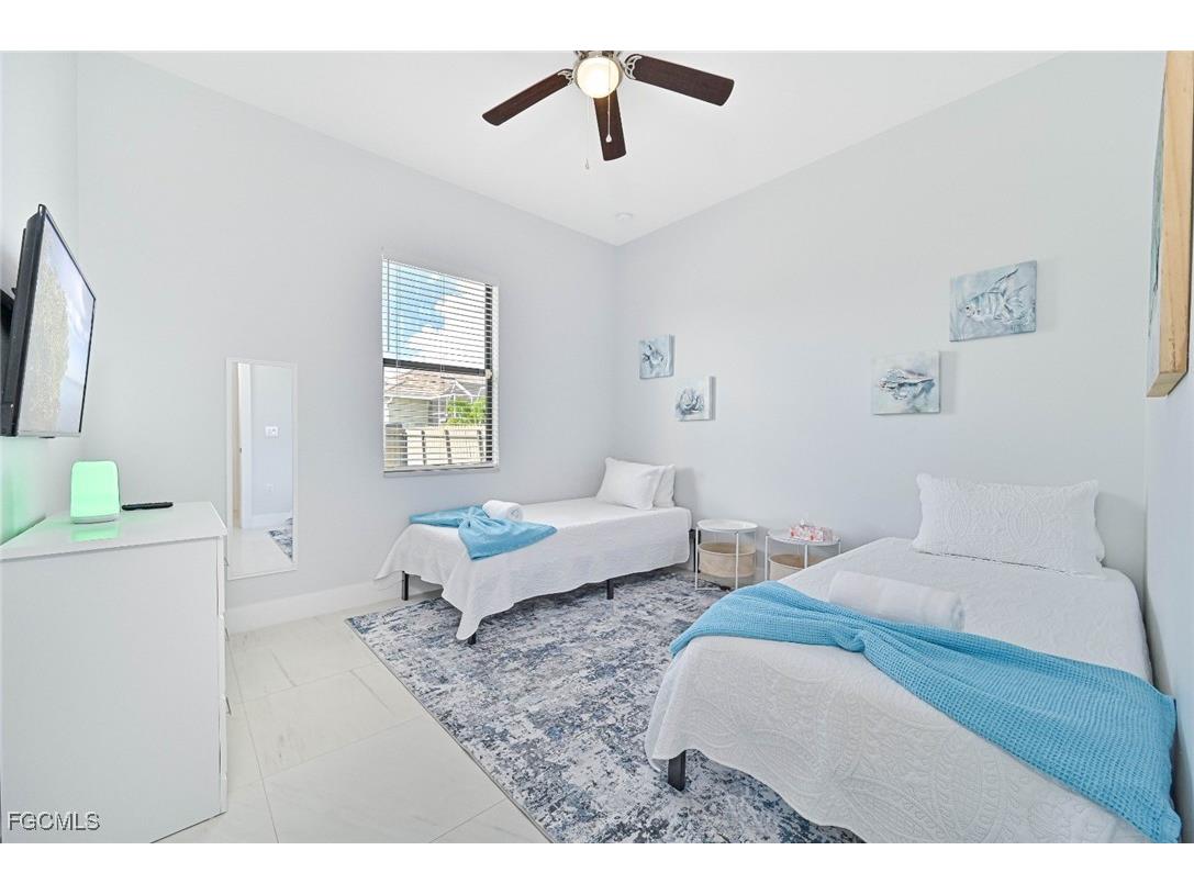 1302 Embers Parkway W Cape Coral FL 33993 2025021768 image15