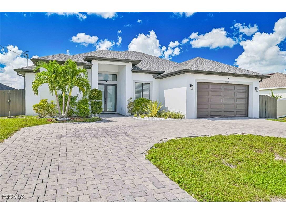 1302 Embers Parkway W Cape Coral FL 33993 2025021768 image2