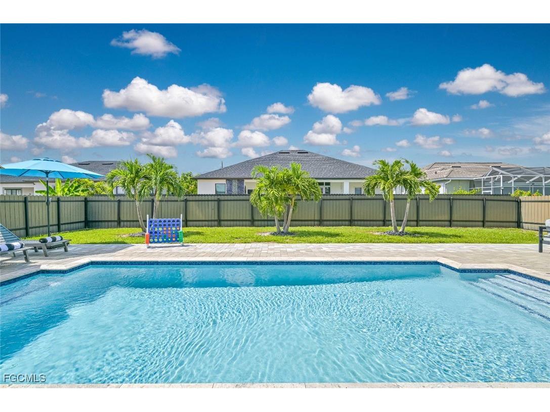 1302 Embers Parkway W Cape Coral FL 33993 2025021768 image4