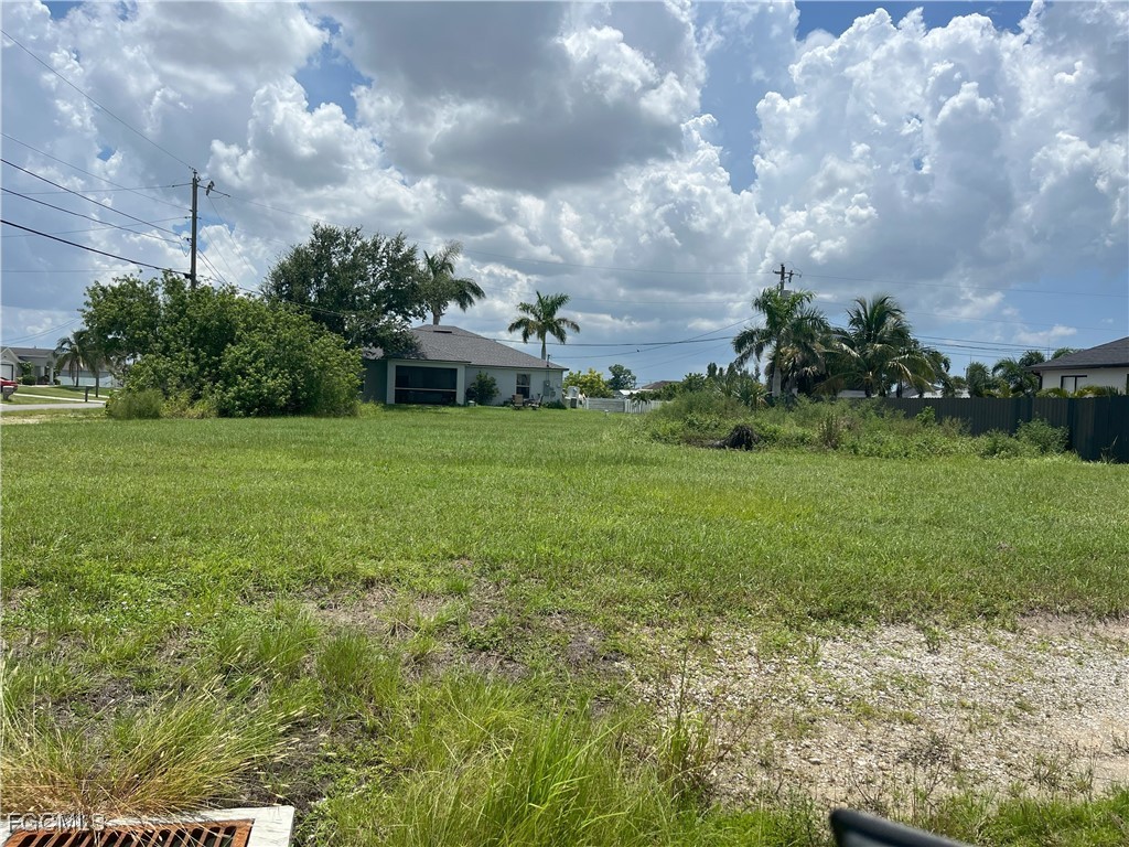 1302 NE 16th Terrace Cape Coral FL 33909 2025008522 image9