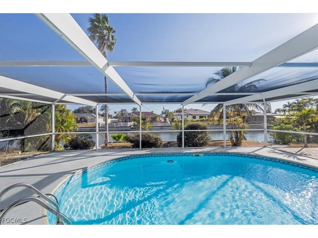 1302 NE 4th Terrace Cape Coral FL 33909 2025025823 image12