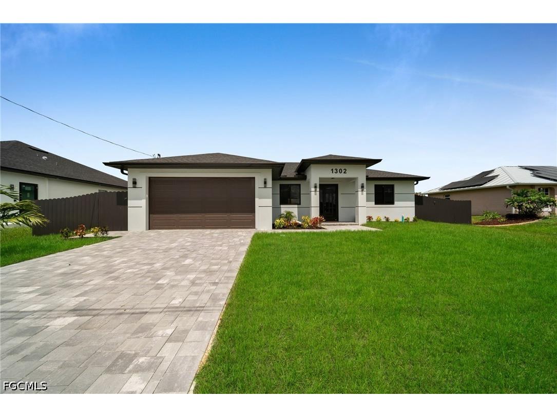 1302 NE Juanita Place Cape Coral FL 33909 2026029258 image1
