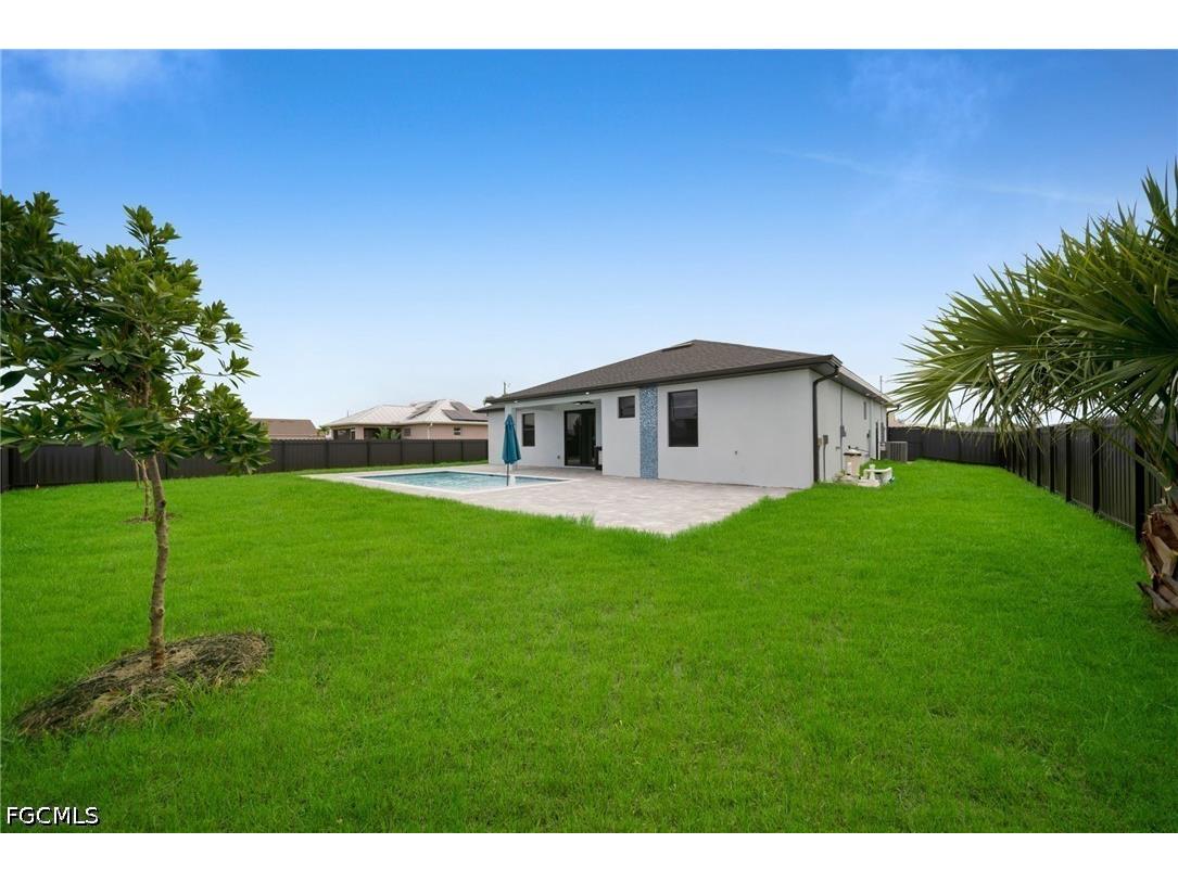1302 NE Juanita Place Cape Coral FL 33909 2026029258 image33