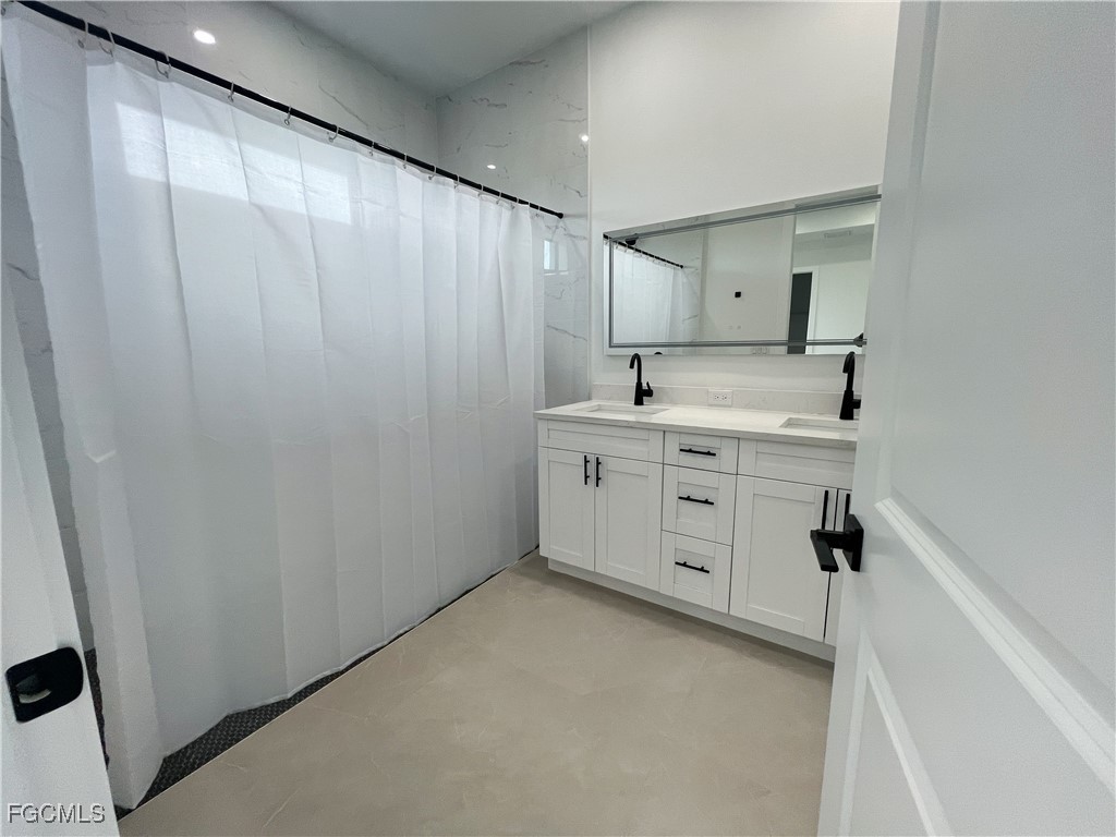 1302 NW 13th Terrace Cape Coral FL 33993 2025009140 image13